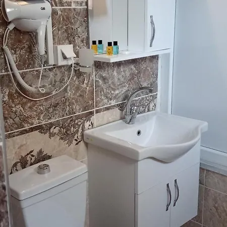 מלון Avrupa Palace 2*