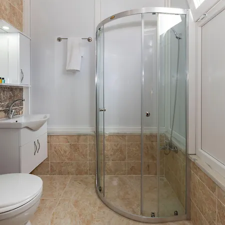 Avrupa Palace מלון 3*